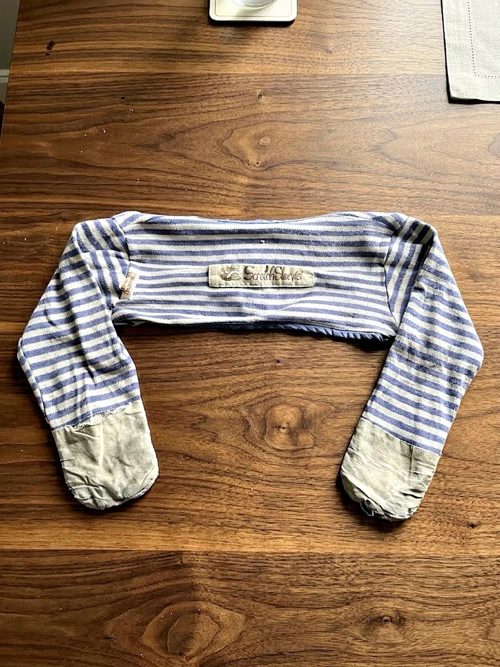 Eczema care: ScratchSleeves Blue Stripe Scratch Mittens Blue & White. To stop yo